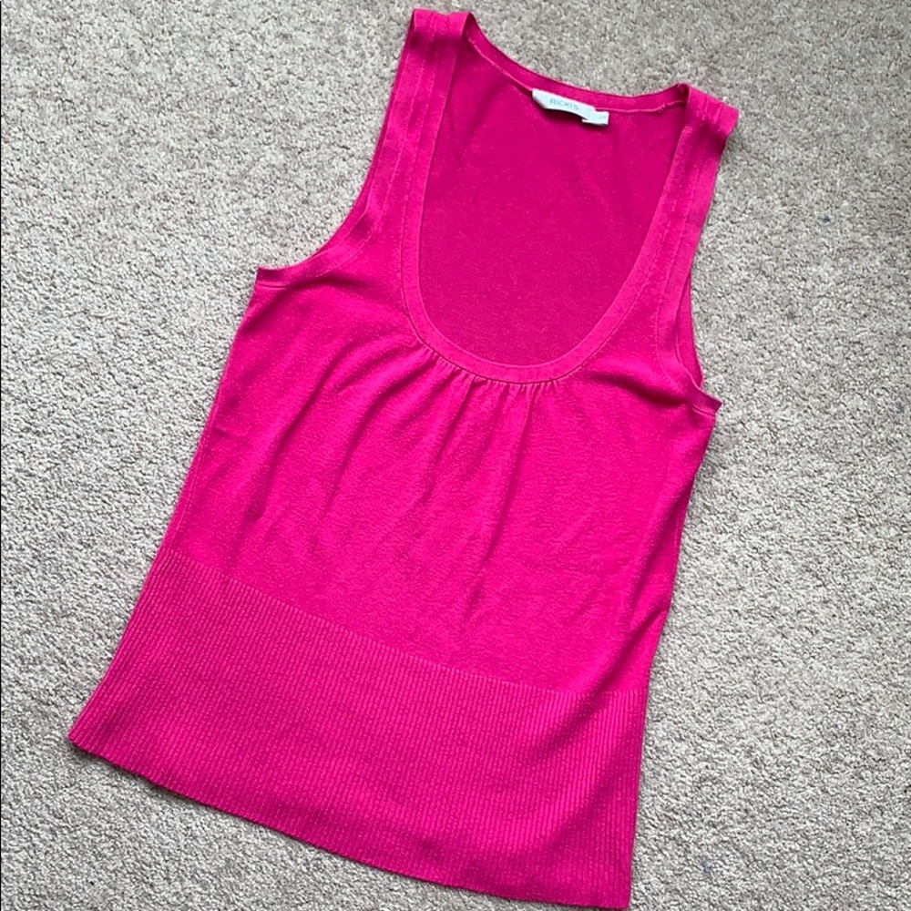 5/25 Ricki’s top